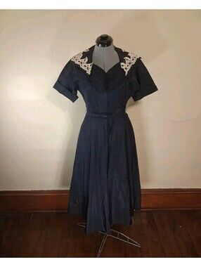 Vintage 1940s 50s Polly Brief Dress, Vintage Mcm New Look Lace Tea Length Sz S